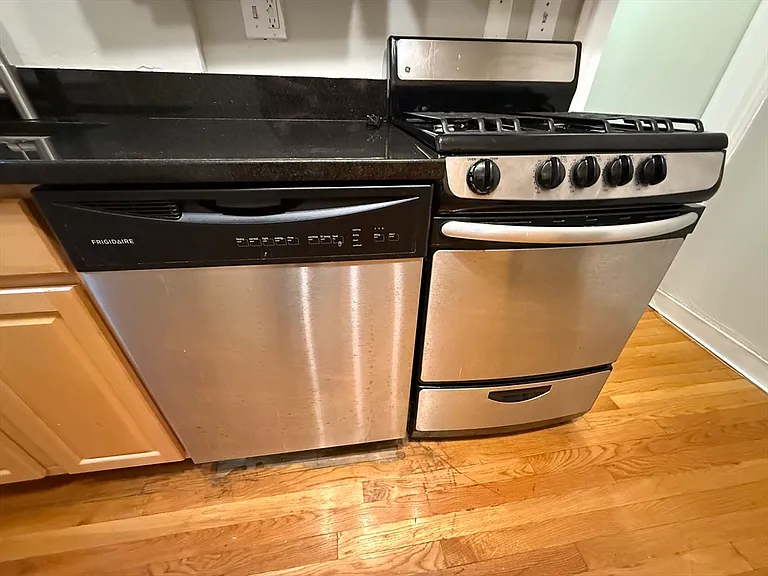 69 Park Dr #10 — Photo 5