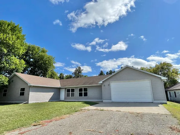 1107 1st St NE, Elbow Lake, MN 56531