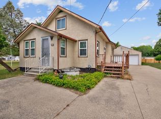 2022 4th St NW, Faribault, MN 55021