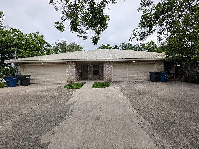 1134 Misty Acres Dr — Photo 42