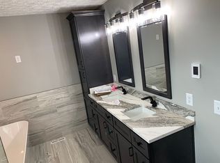 2360 Ridge Top Dr, Medina, OH 44281