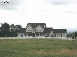 94545 Love Lake Rd, Junction City, OR 97448