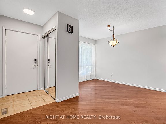 3rd image of 6842 Avila Rd