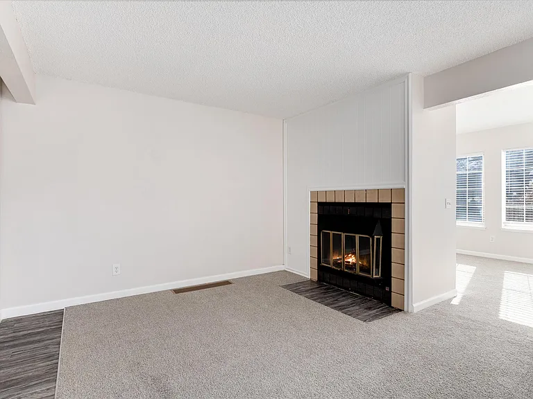 13873 E Lehigh Ave #D — Photo 10
