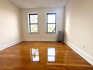 21-36 Crescent St #5 — Photo 8