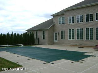 97 Rhedwood Ave, Sugarloaf, PA 18249