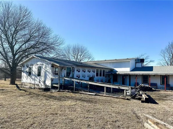 15096 Irving Rd, Mound Valley, KS 67354
