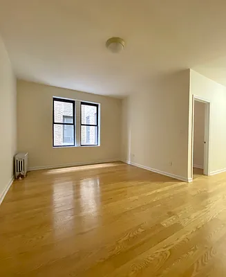 Rented by Oxford Property Group | media 3