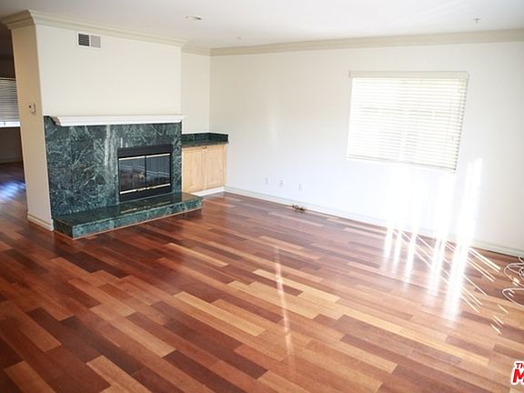 3rd image of 823 S Gramercy Dr #2