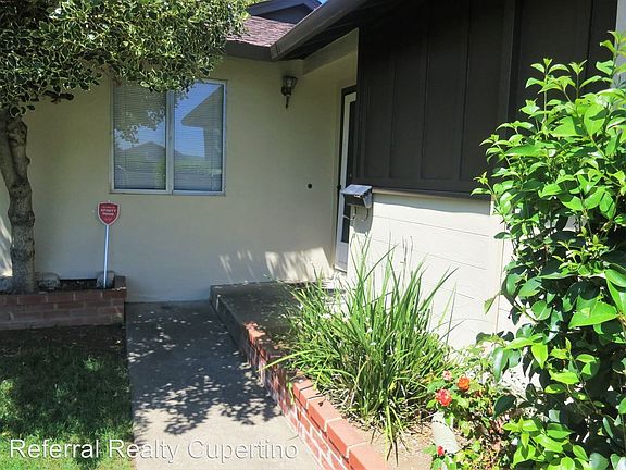 2nd image of 5301 Estrade Dr