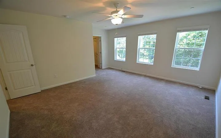 5917 Sneed Dr — Photo 13
