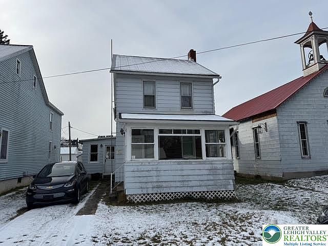 1st image of 14 Chapel Dr
