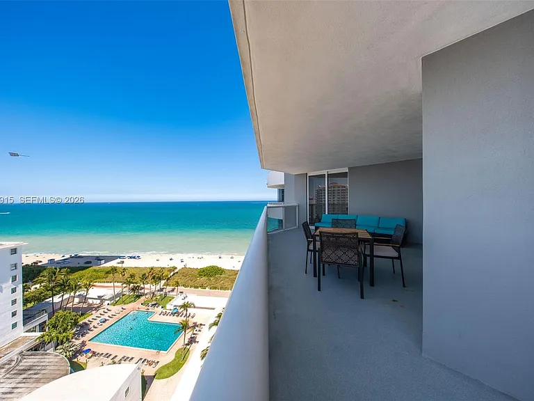 6301 Collins Ave #1708 — Photo 5