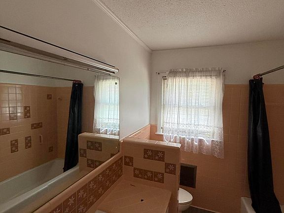 4th image of 3273 Jim Sutton Road