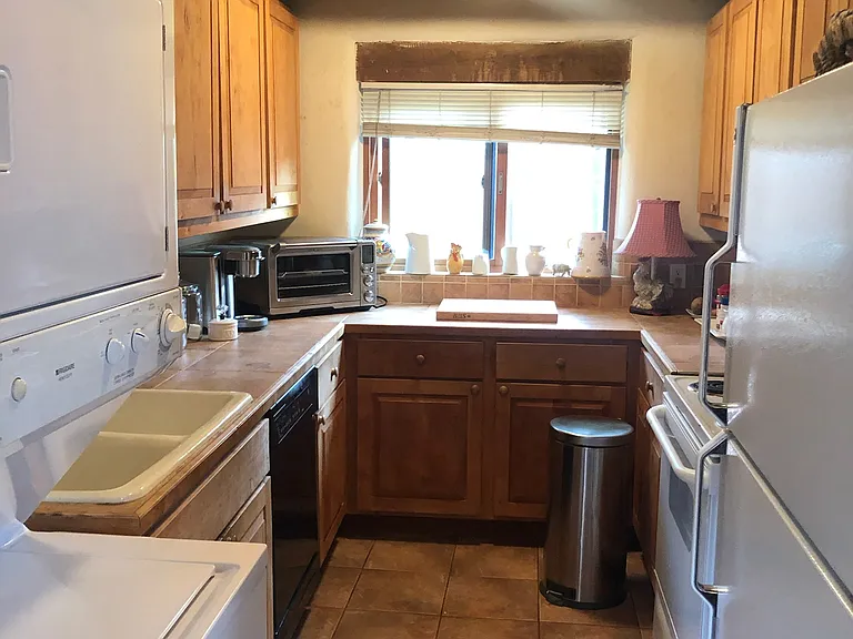 409 Sunset St — Photo 5