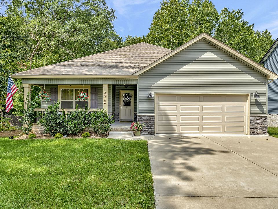 1st image of 375 Crusaw Dr