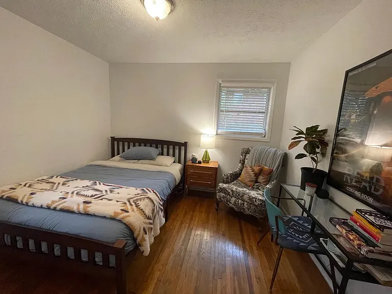 2081 Jordan Ter NE — Photo 10