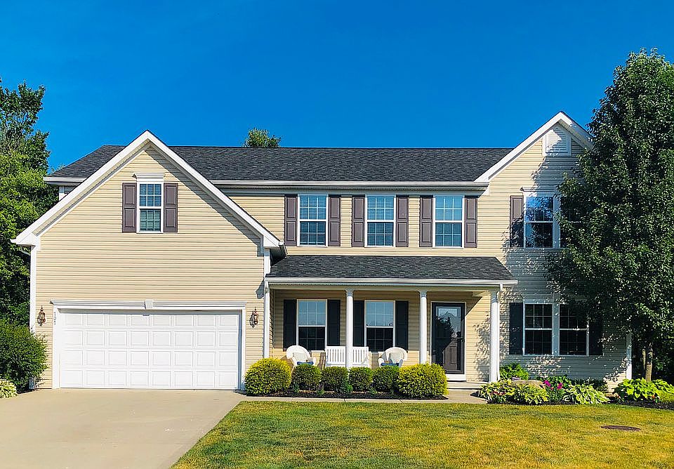 1st image of 707 Arbor Trails Dr