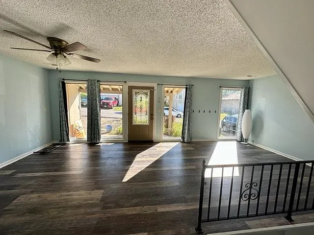 1725 Dandridge Ln — Photo 15