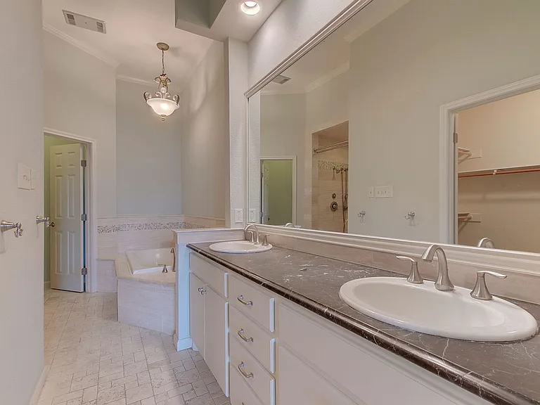 4231 Westlake Dr #E2 — Photo 18