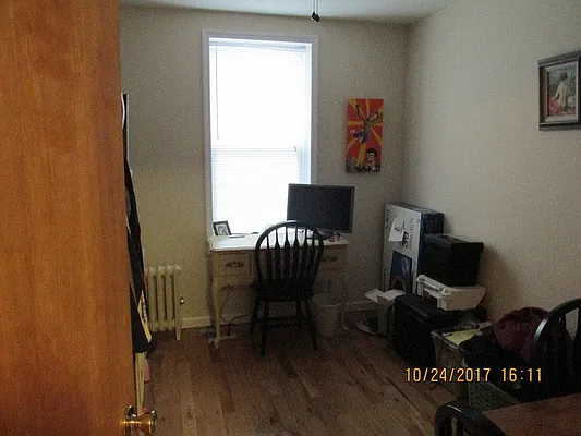 Rented by Windsor Homes Realty Corp | media 17