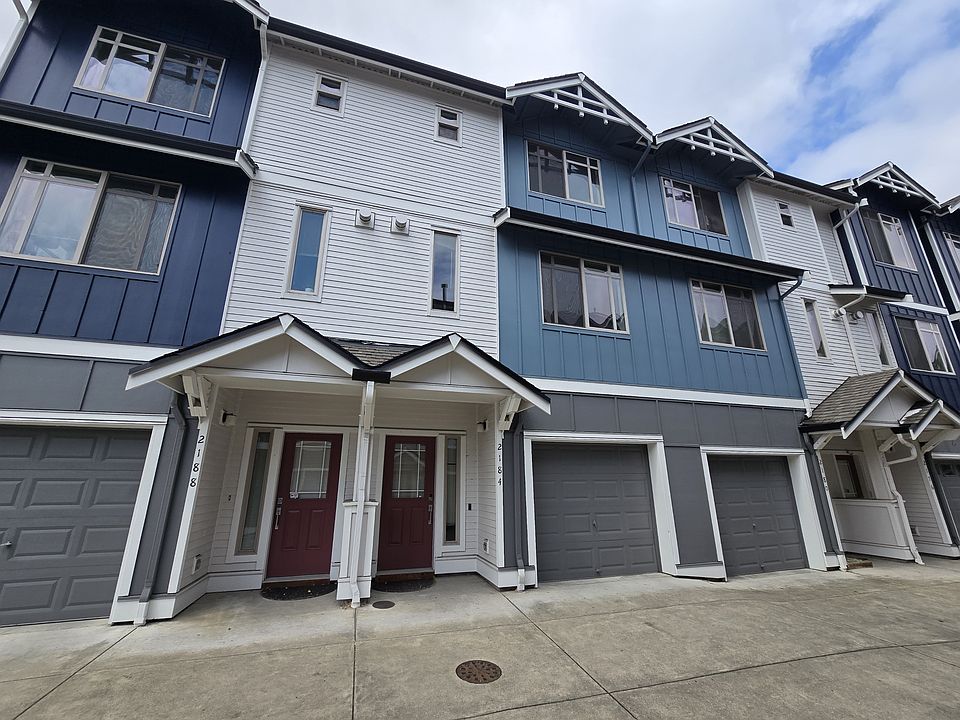 1st image of 2184 Yakima Ct #302-1