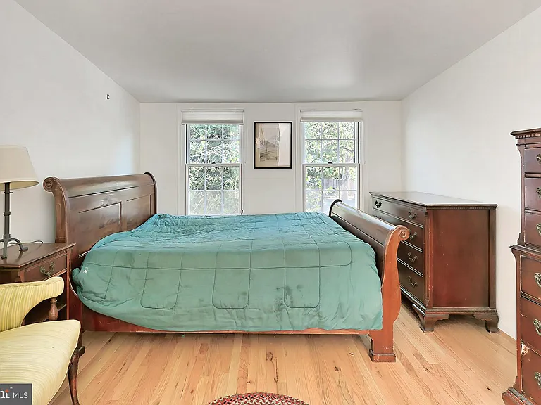 314 S Alfred St — Photo 20
