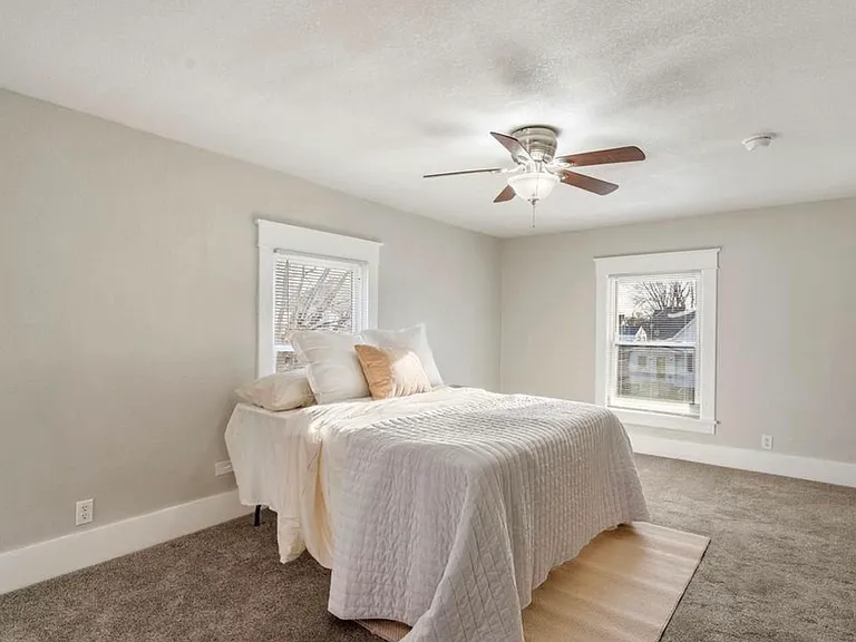 903 S Armstrong St — Photo 12