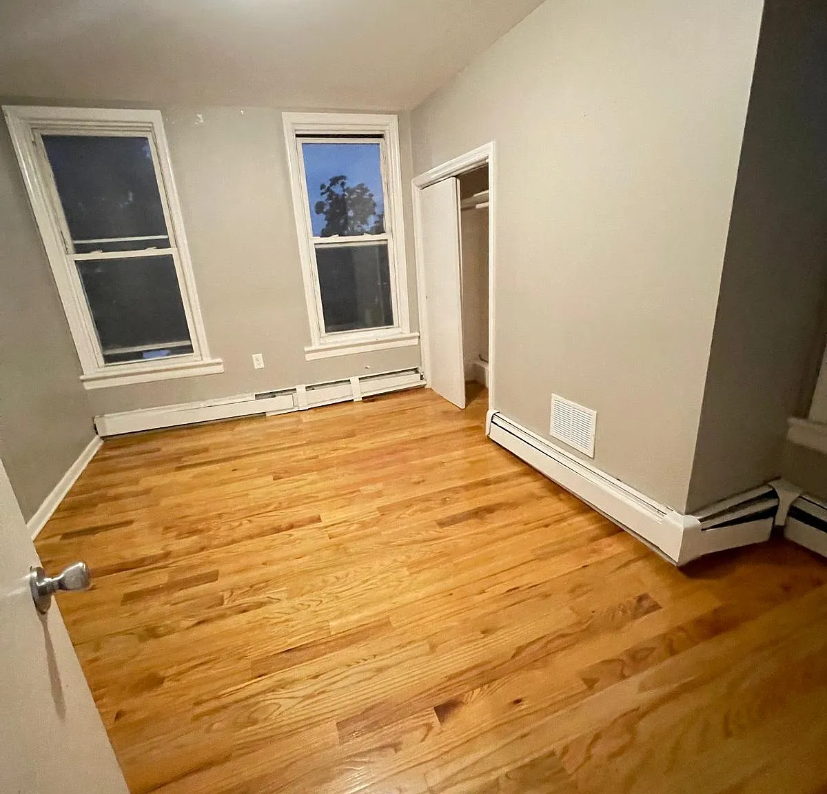 2 bed, 1150 sqft, $2,700 — Photo 3