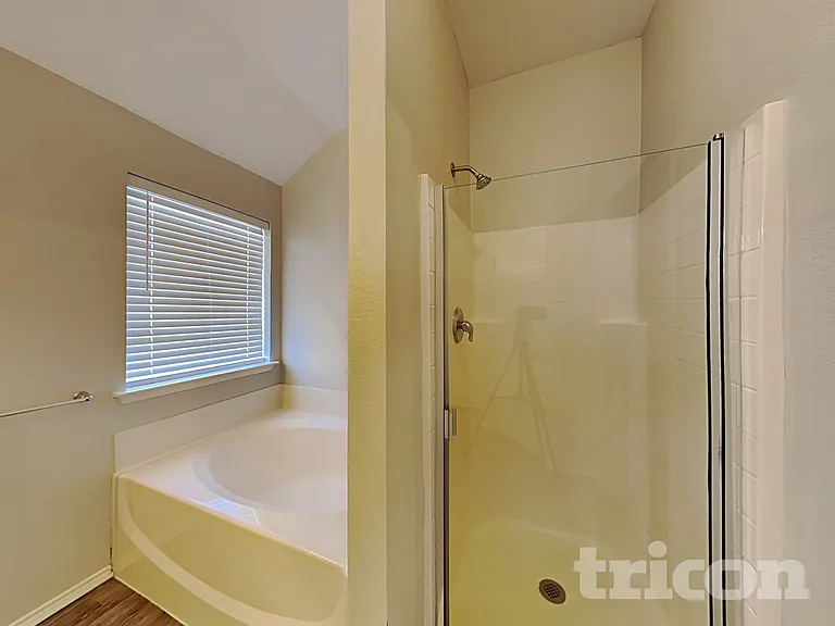 1615 Hillside Dr — Photo 19