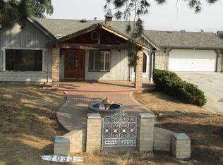 7033 Fairview Rd, Hollister, CA 95023