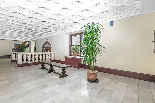Sold by Keller Williams Realty of Greater Nassau | media 17
