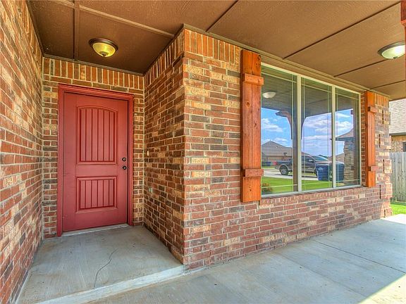2nd image of 20667 Landmark Dr