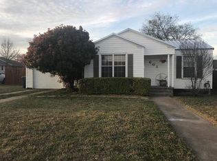 601 E Hale Ave, Decatur, TX 76234