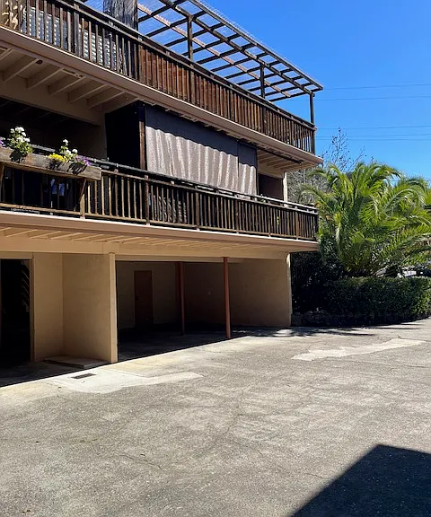 7 Oak Tree Ln #2 — Photo 3