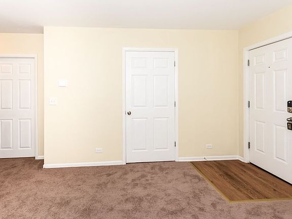 5th image of 9053 S Parkside Ave