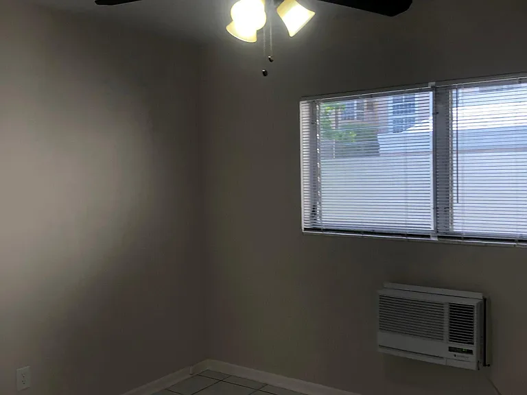 1256 S Alhambra Cir #1 — Photo 21