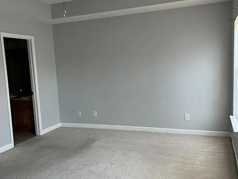 819 Terrell Dr — Photo 13