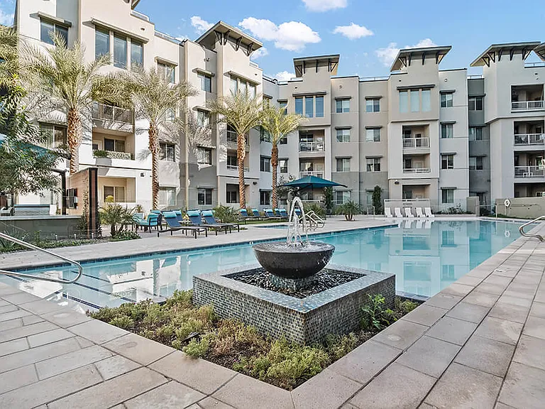 The District at Scottsdale Apartments — Photo 5