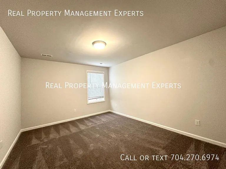 8197 McCormick St — Photo 12
