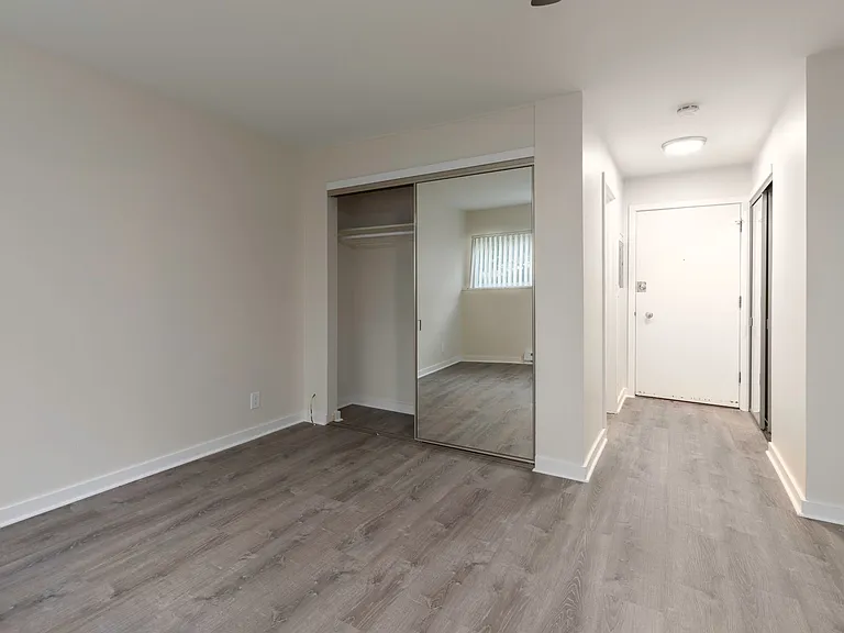 Cordova Apartments — Photo 47