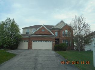 2552 McDuffee Cir, North Aurora, IL 60542