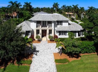 472 Putter Point Dr, Naples, FL 34103