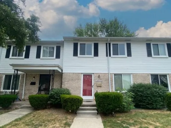 14073 Ivanhoe Dr #233, Sterling Heights, MI 48312