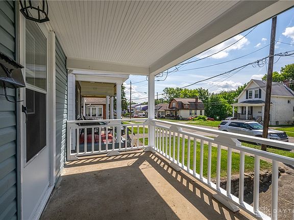 2nd image of 1622 De Armand Ave