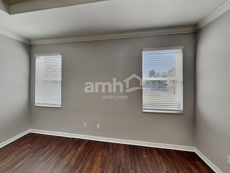1560 Mountclair Ct — Photo 10