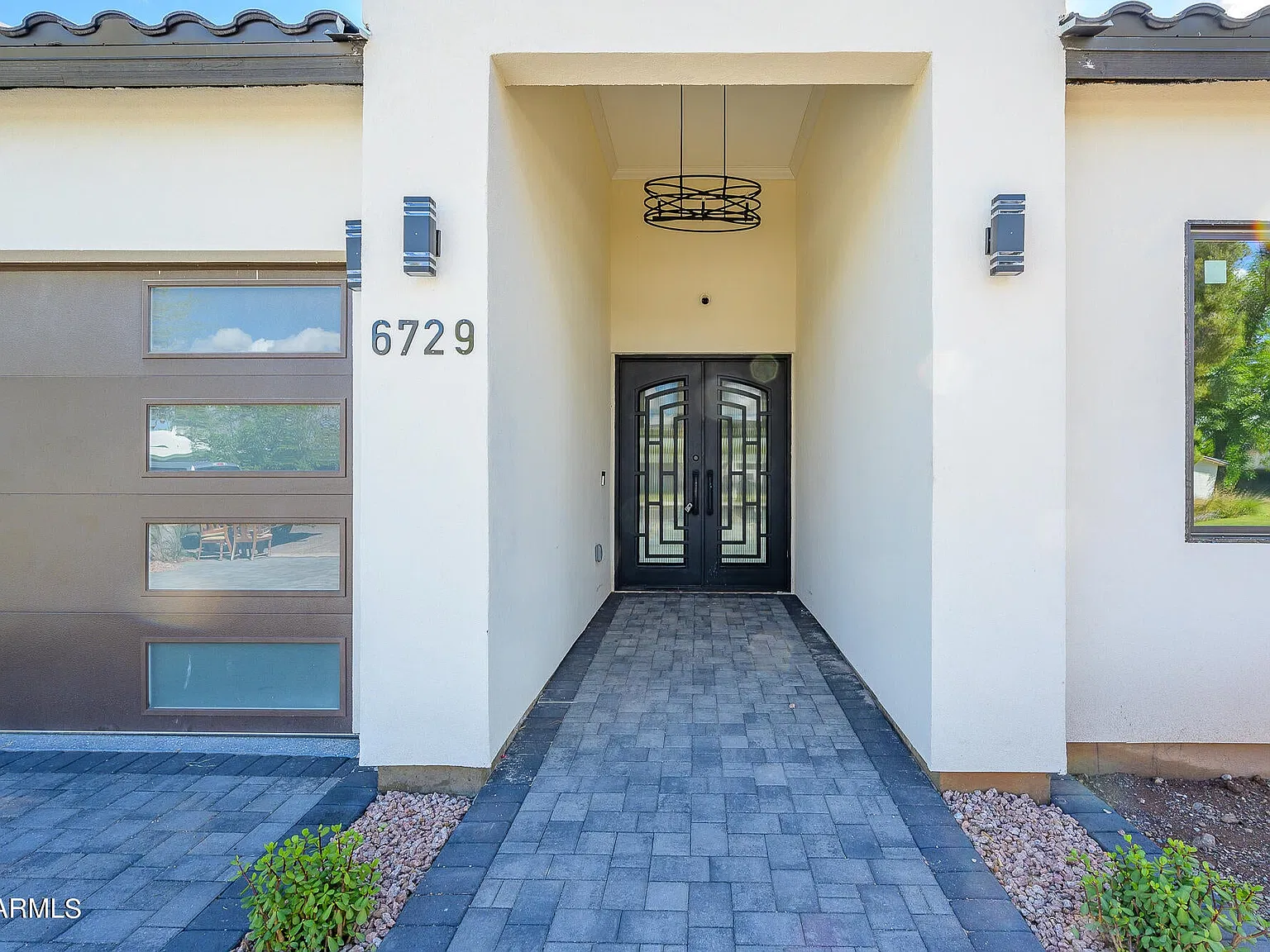 4 bed, 3.5 bath, 3499 sqft, $4,500 — Photo 2