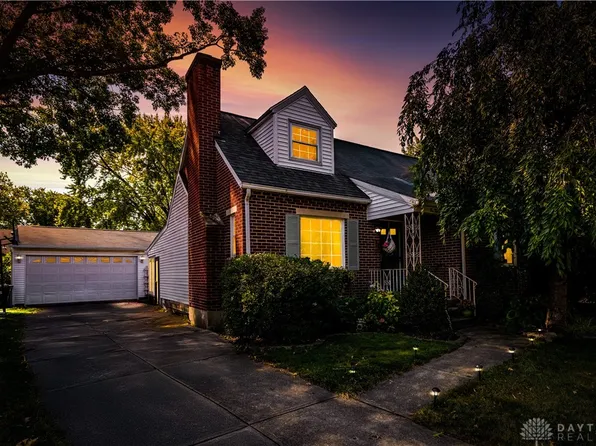 1031 Hampshire Rd, Dayton, OH 45419