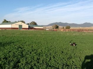 100 Meadow Brook Dr, Lewistown, MT 59457