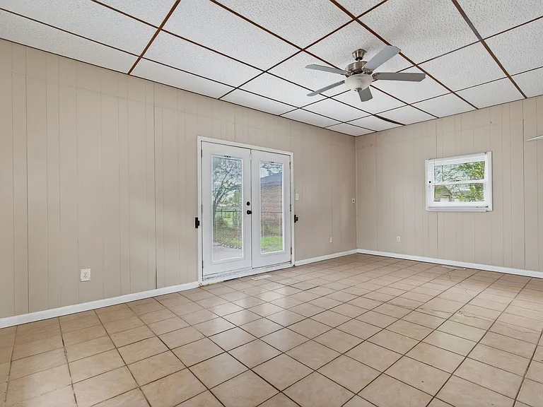 6542 McCook Ave — Photo 10